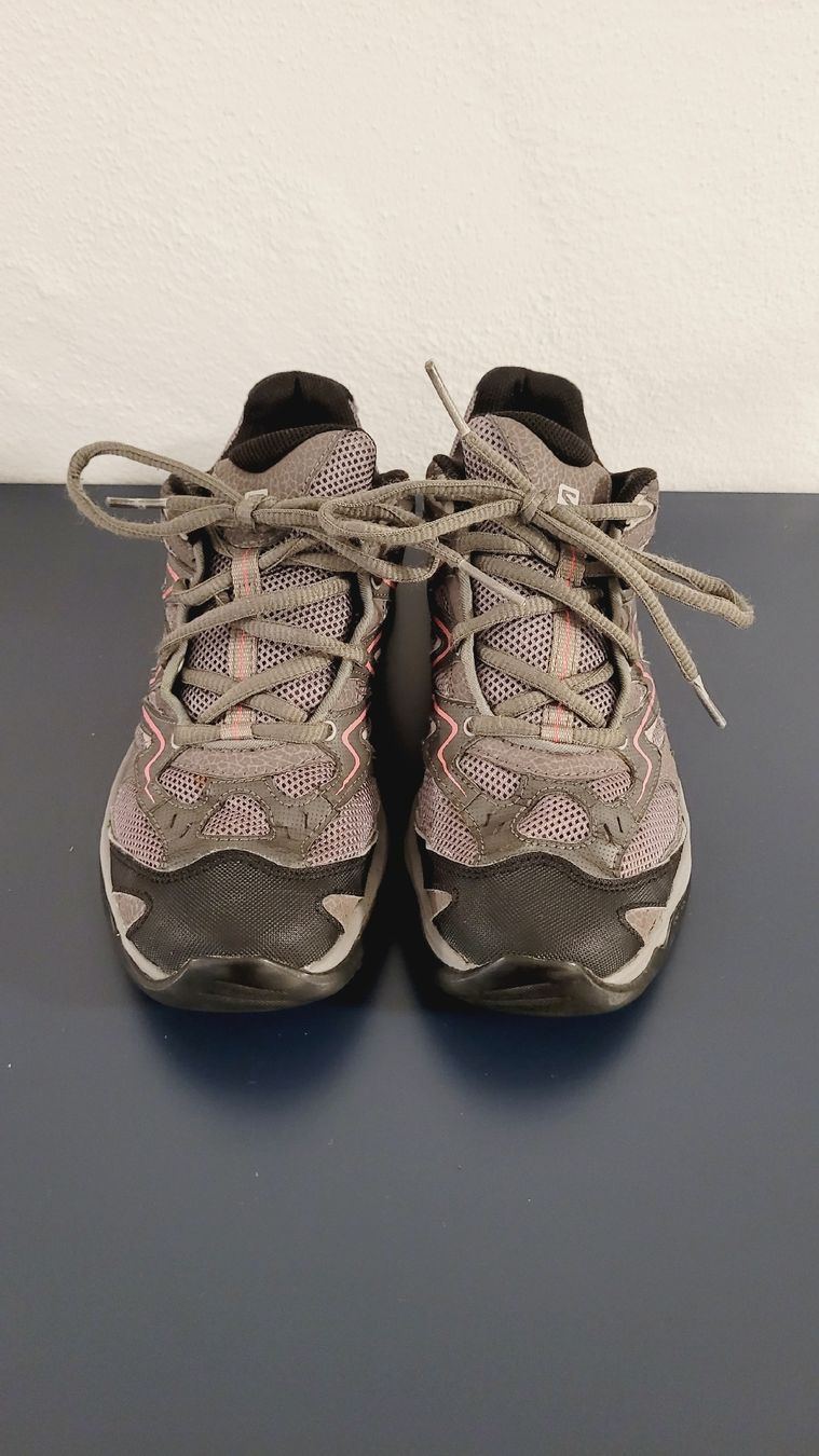 Salomon Scarpe da donna: Kinchega 2 - Trekkingschuh - Damen – Usato da Oftringen venduto da Oftringen1981 1