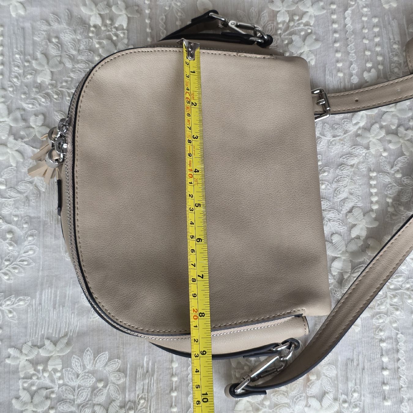 C&A Borse da donna: C&A Umhängetasche in Beige ,Neu – Nuovo (secondo la descrizione) da Rheinsulz venduto da Gilea 4