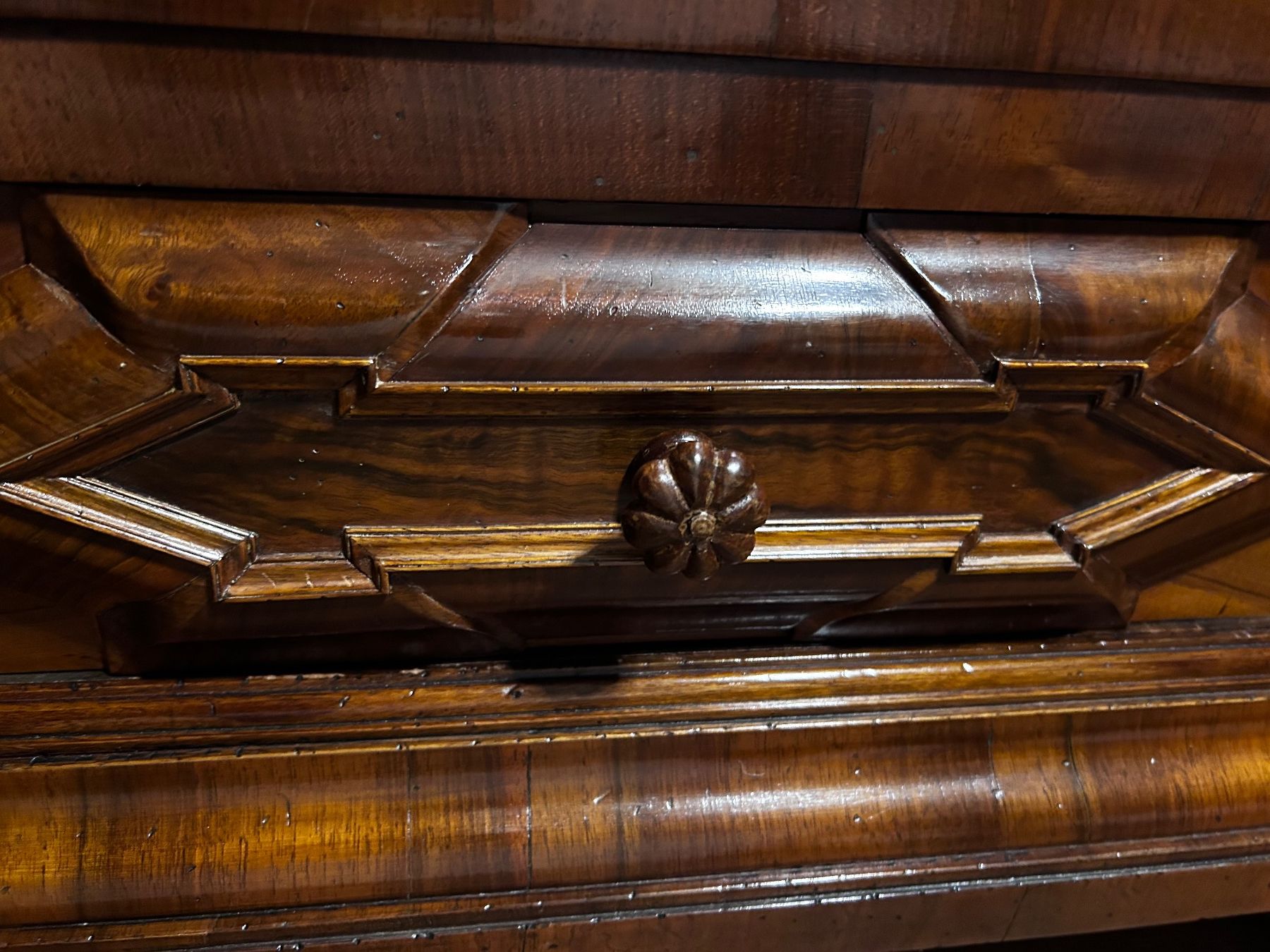 Schränke: Antik Schrank, Museumsqualität, ca. 1720 – Gebraucht aus Heiligkreuz (Mels) von Oldtimerfan03 5