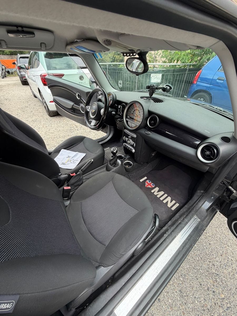 Mini Autos: Mini ONE – Gebraucht aus Osogna von mir_8wl9 8