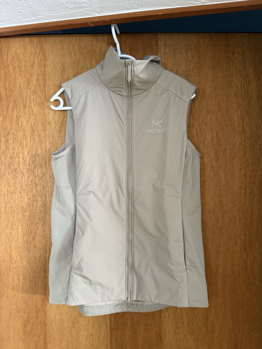 Arcteryx Gilets: Arc'teryx Atom Veste Damen XS – Neuf (Voir description) à Zürich par jennifer.boss