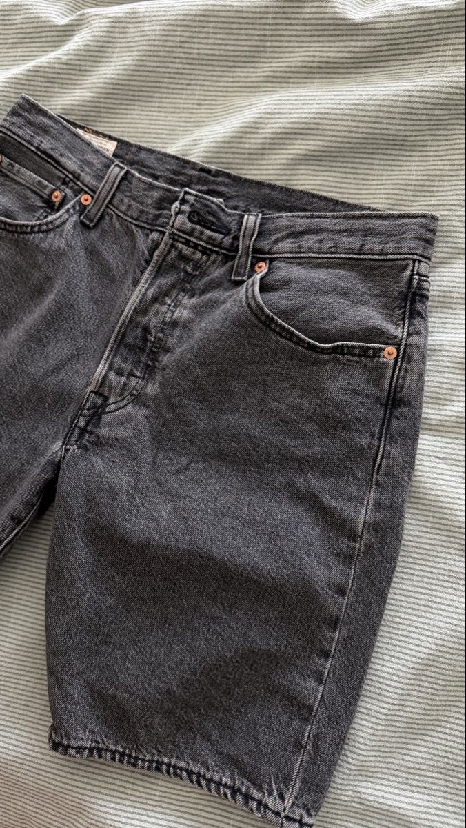 Levi's Jeans: Levi 501 Shorts 31 – Usato da Kilchberg ZH venduto da King_Arth 1