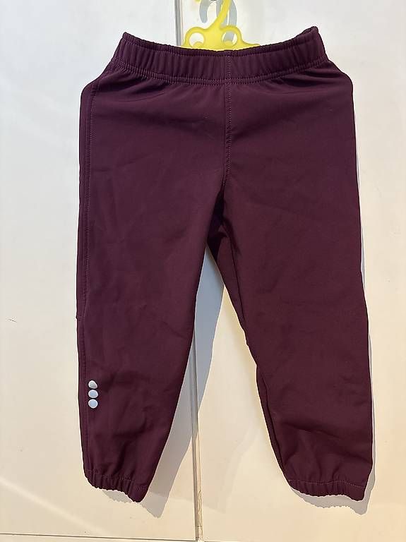 Hosen: Reima Softshellhose Gr. 116, bordeauxm – Gebraucht aus Uzwil von vanillebonbon