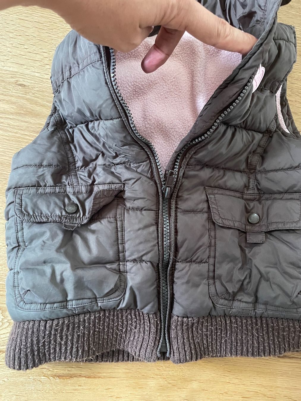 Altro abbigliamento per bambina: Mädchen Weste Daunen Gr 110 – Usato da Wädenswil venduto da dorodi 1