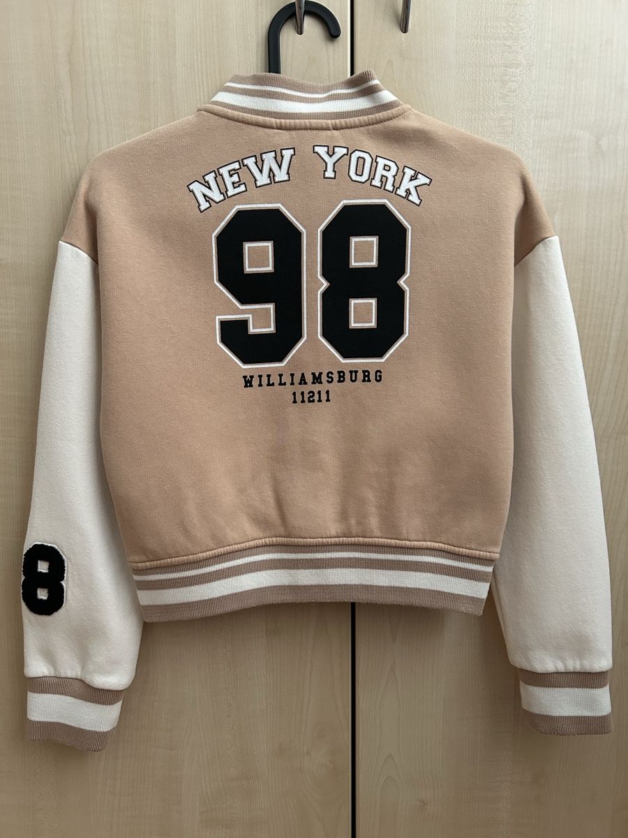 C&A Jacken & Mäntel: College Jacke beige Gr.134/140 – Gebraucht aus Naters von Gemschhtte 1
