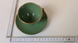 Grüne Vintage Tasse mit Goldrand, Sammeltasse