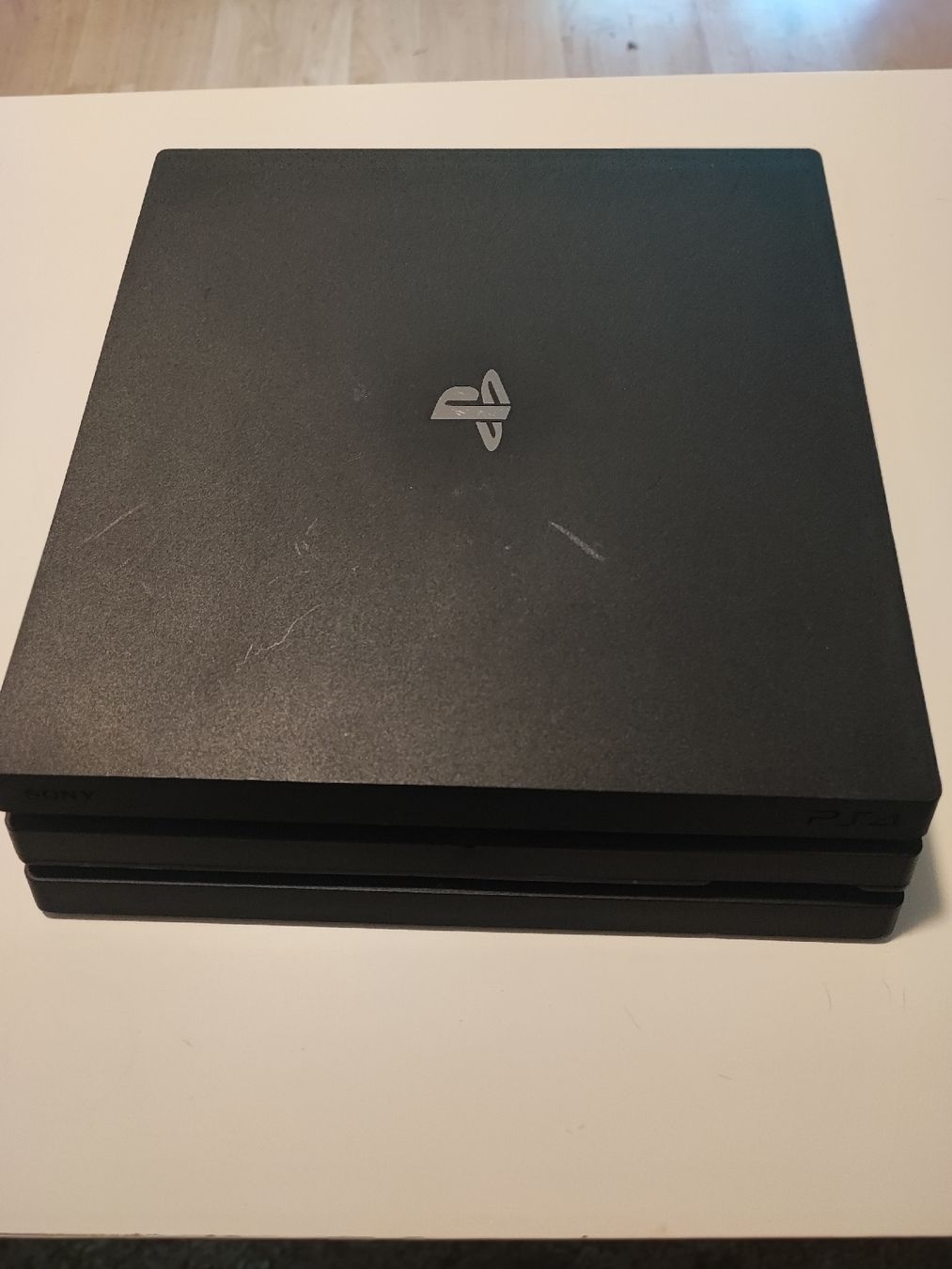 Sony Console: Sony PlayStation 4 Pro  Ersatzteile – Difettoso da Elsau venduto da kap_pdr8