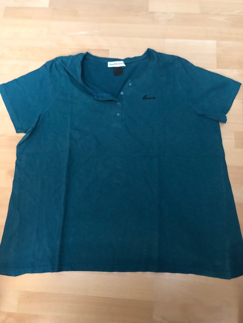 T-Shirts: T-Shirt - Grösse 56 - Janet & Joyce – Gebraucht aus Oberuzwil von jabano