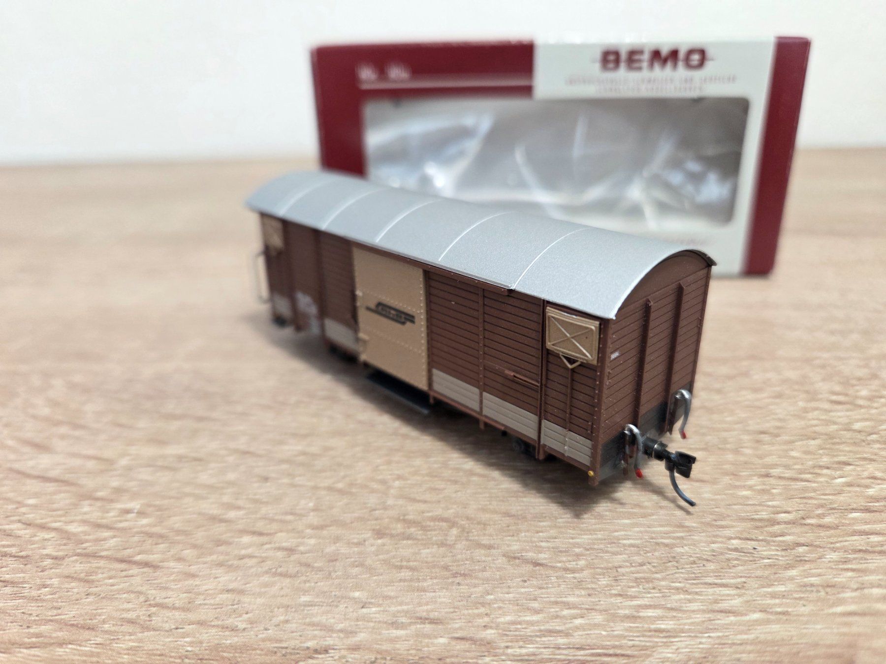 Bemo Modelleisenbahnen: Bemo 2250 154 Güterwagen RhB H0m – Gebraucht aus St-Aubin-Sauges von Lo_Go 3