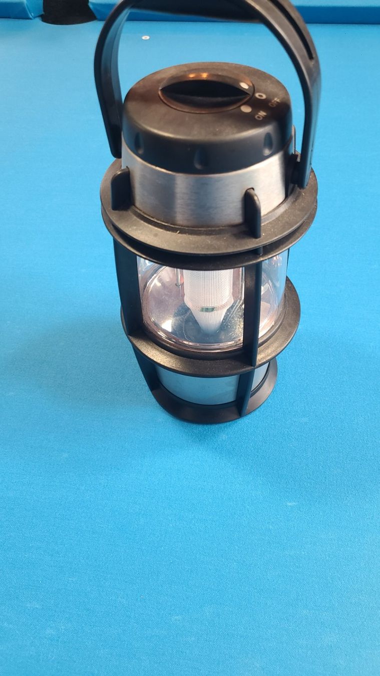 Lampen: Campinglampe – Gebraucht aus Embrach von F22
