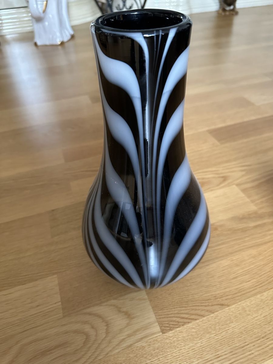 Murano Vasi & Recipienti: Murano 2Stuck wunderschöne Vasen H33—H26 – Usato da Basel venduto da Ivana_4 1