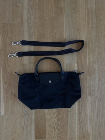 schwarze longchamp tasche mit crossbody bändel