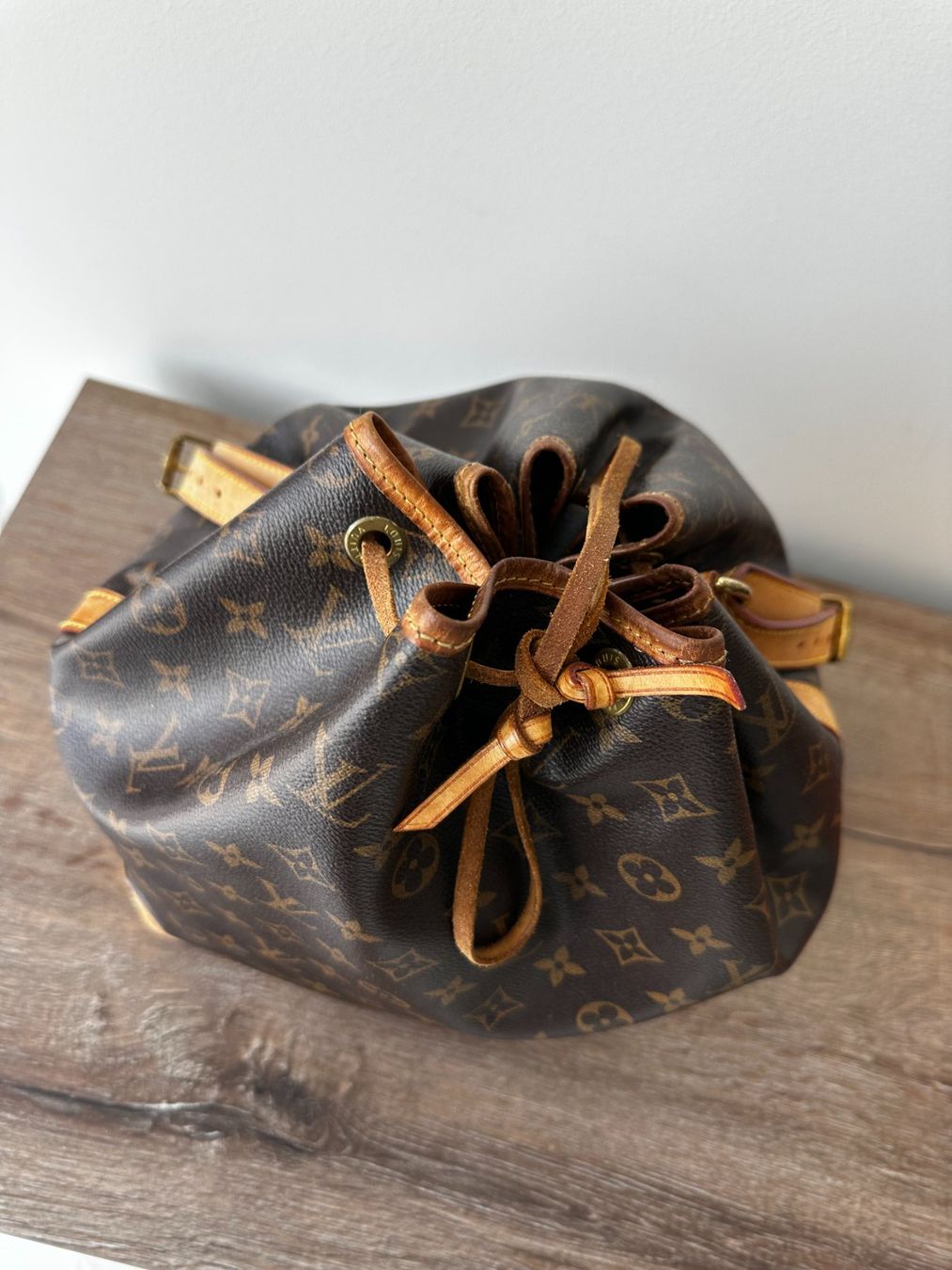 Taschen für Damen: Original Louis Vuitton Noé Monogram – Beuteltasche – Gebraucht aus Mühlethal von sarah-davide 1