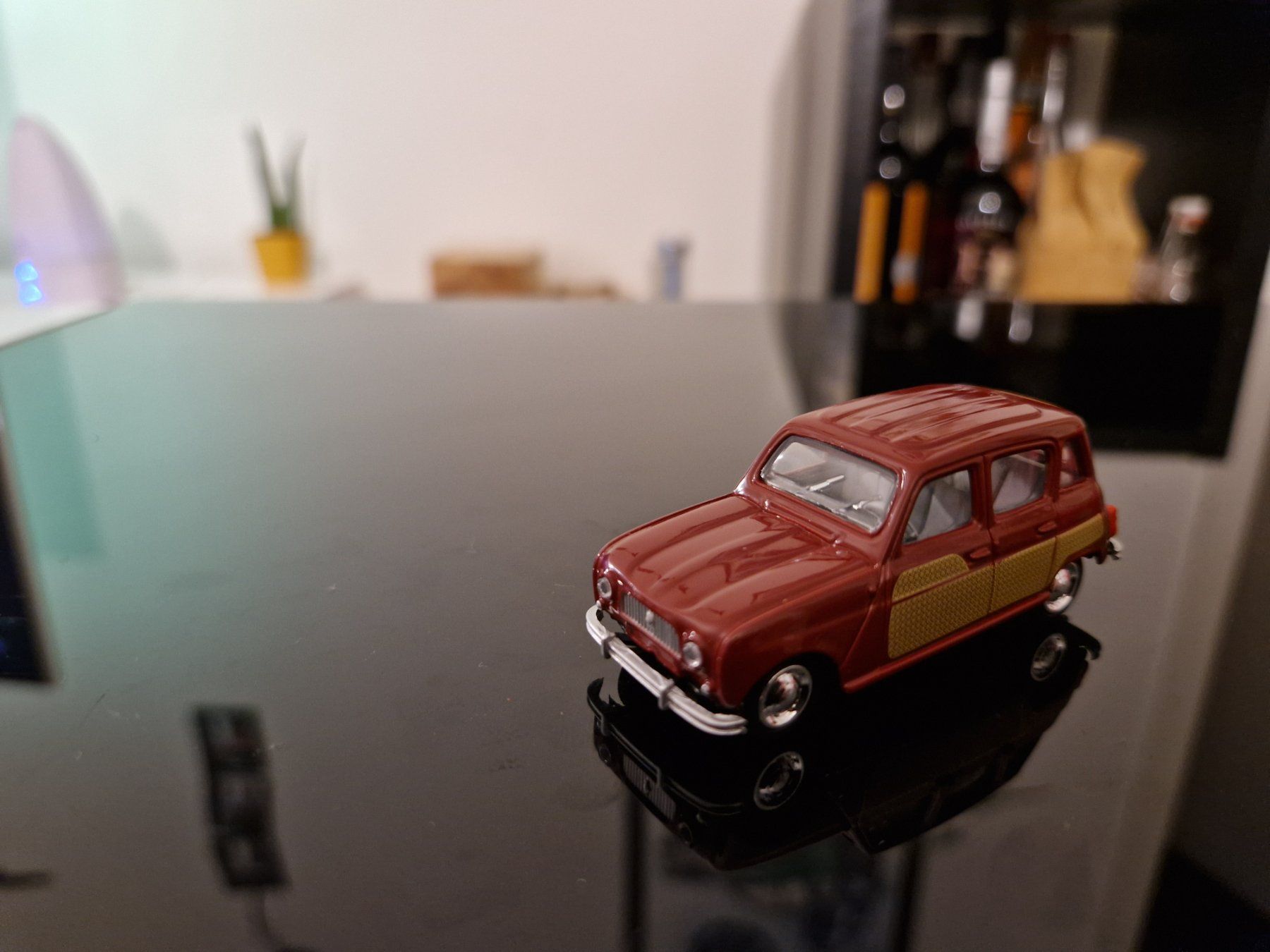 Renault Modellini d'auto: Renault 4l scale 1/54 – Usato da Meggen venduto da GoncallvesTiago21 1