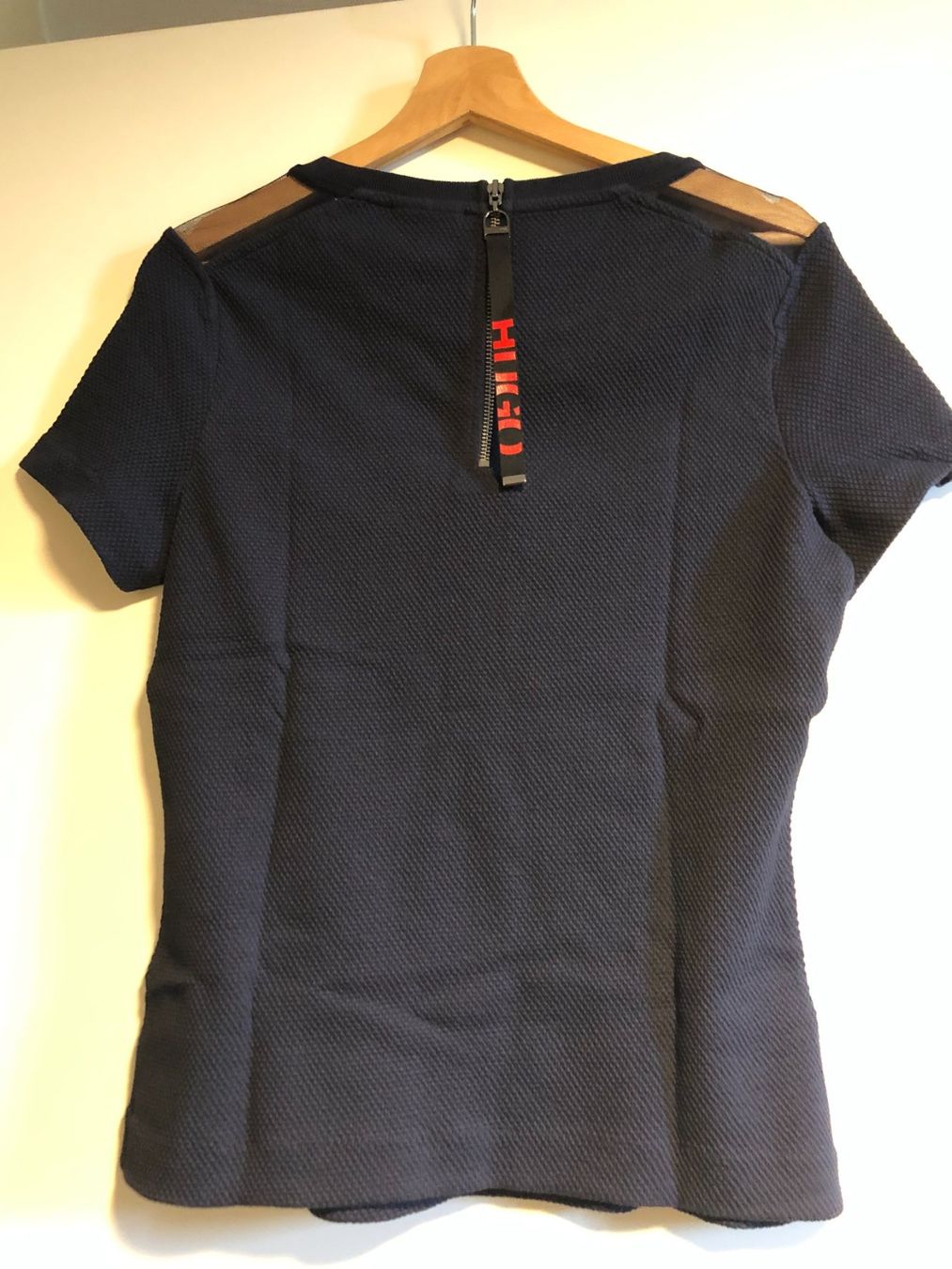 Hugo Boss T-Shirts: Maglietta Blu Hugo Boss - Nuova – Neu (gemäss Beschreibung) aus Meilen von val_tsv8 1