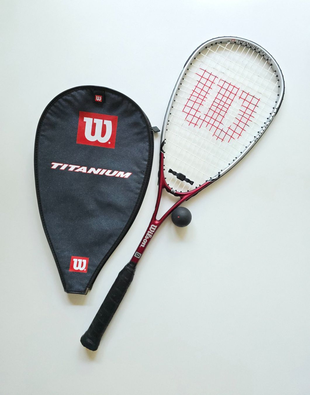 Schläger: Squash Schläger Wilson Titanium – Gebraucht aus Dättlikon von Wundertuete_