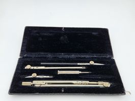 Vintage Kern Aarau Reisszeug komplett – Swiss Made 