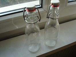 2 Bügel Flaschen für Öl und Essig, Top Zustand!