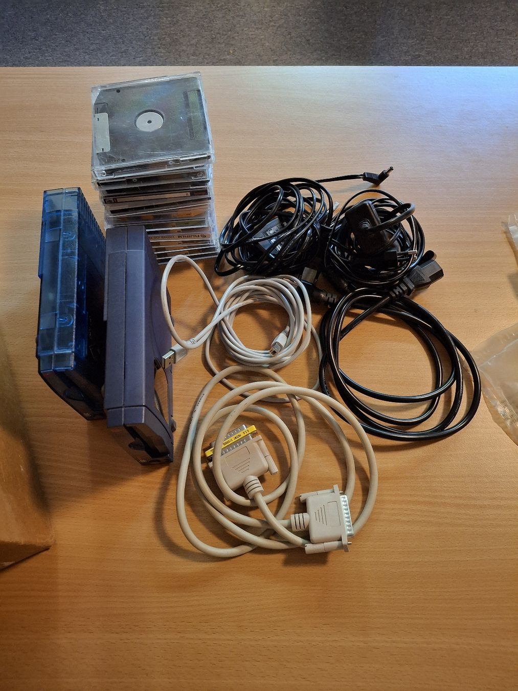 Akai Instruments de musique: Akai MPC 2000 – D'occasion à Steffisburg par JackieJ 2