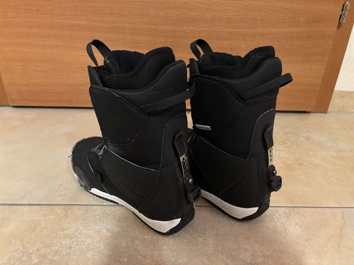 Burton Scarpe per ragazzi: 38 Burton step on Kids Snowboard – Usato da Bischofszell venduto da tweeties 2