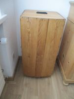 Holzkiste / Schrank mit Rollen, Abschliessbar 75x42x40