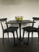Moderner Granit-Esstisch (Neu)