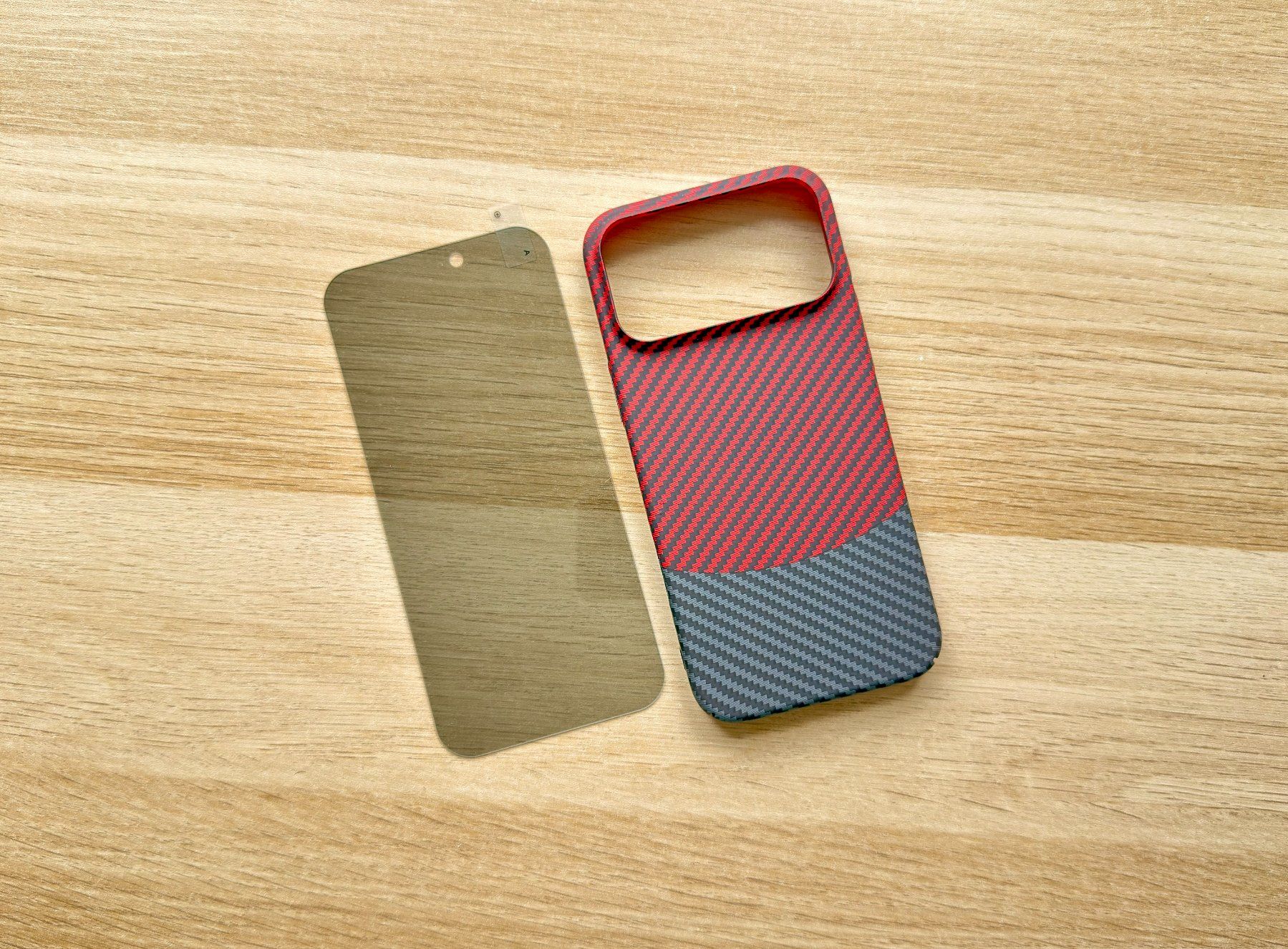 Apple Cover & Protezioni schermo: Coque iPhone 17 Pro Max Fibre Carbone Rigide + Privacy – Nuovo e nell'imballaggio originale da Thônex venduto da Suisse.Shopping 2