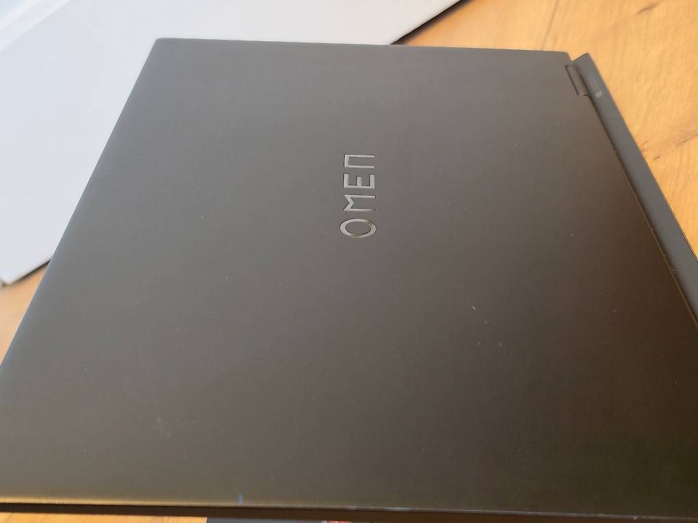 Notebook: HP Omen Gaming Laptop – Usato da Thierachern venduto da bea_2br8 3