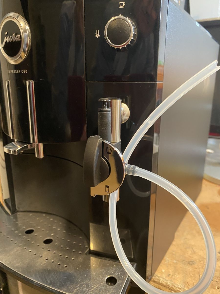 Jura Macchine per caffè & Macchine per espresso: Jura C 60 ab Service – Usato da sulgen venduto da 270963 2