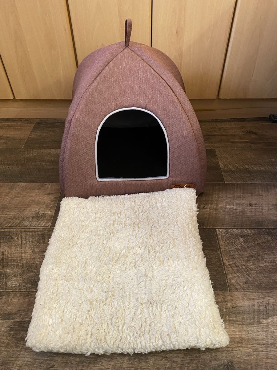Liege- & Schlafplätze: Katzen/kl.Hunde Höhle 40x40x37cm – Gebraucht aus Seewen SZ von shaky01 1