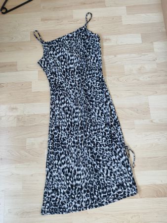 Lässiges neuwertiges Sommerkleid Gr. 38