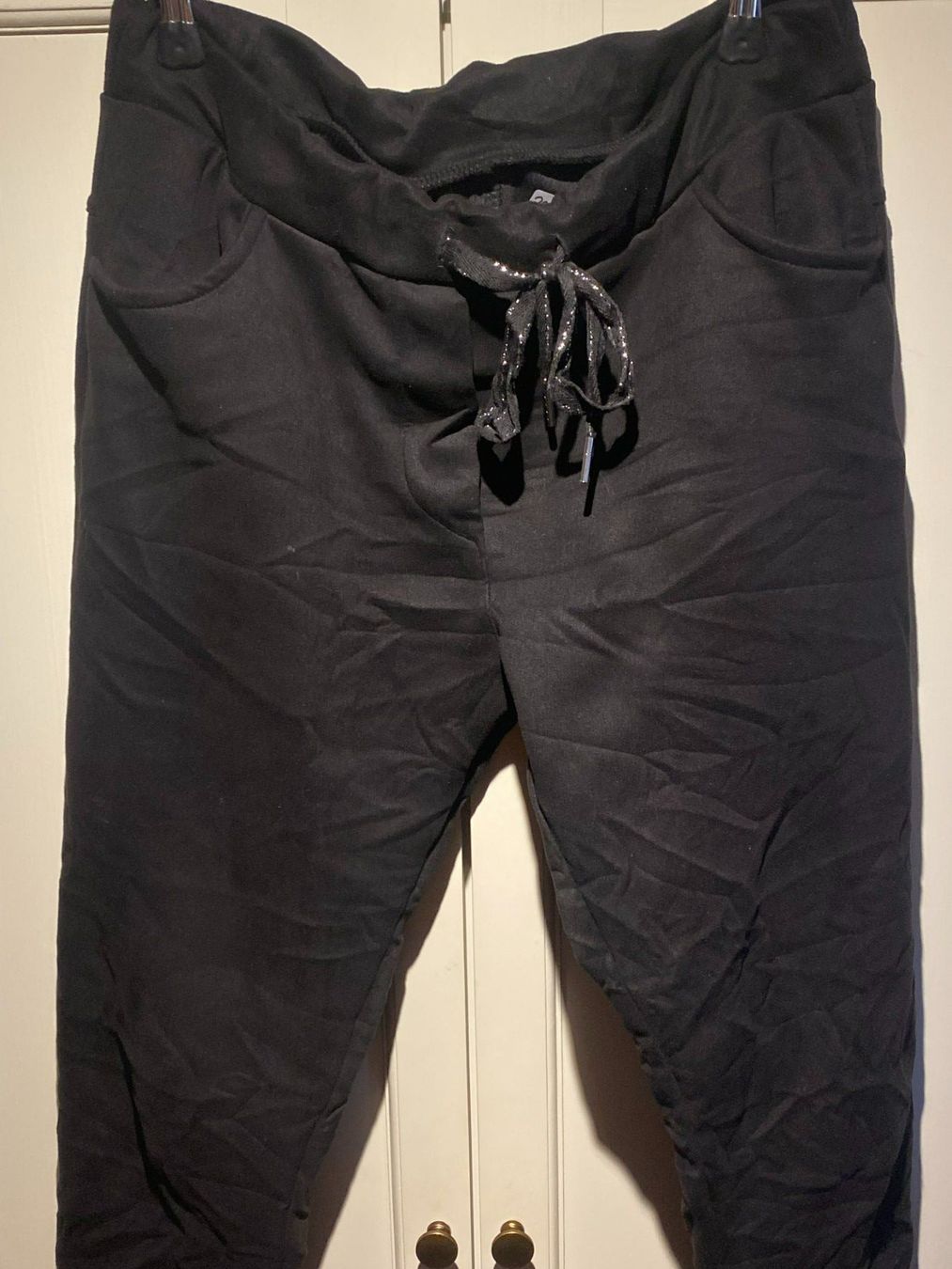 Pantalons: DAMENHOSE SAMTSTOFF,BLACK – Neuf (Voir description) à Meienried par ManuelaBoutique 5