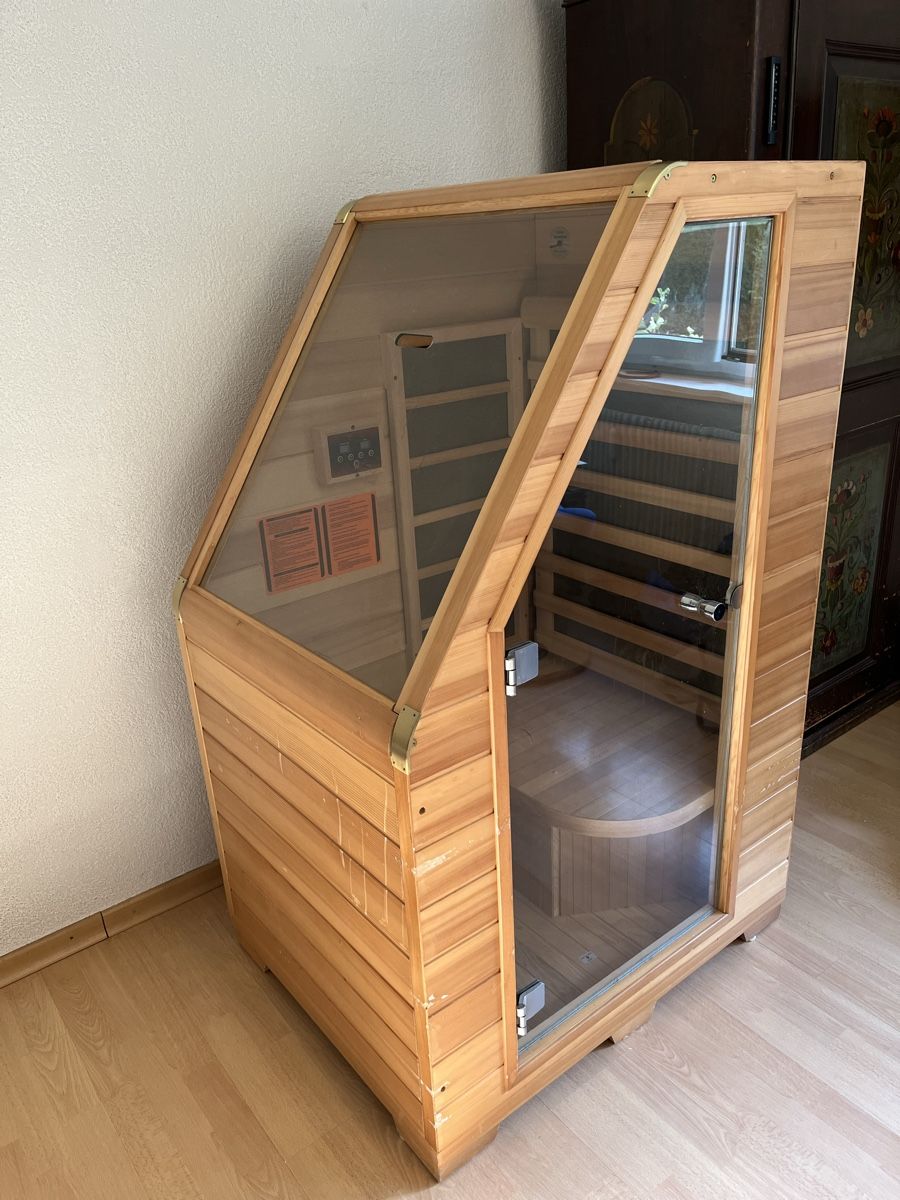 Saunas & Accessoires: Infrarot Sitzsauna kompakt – D'occasion à Zürich par Gurly
