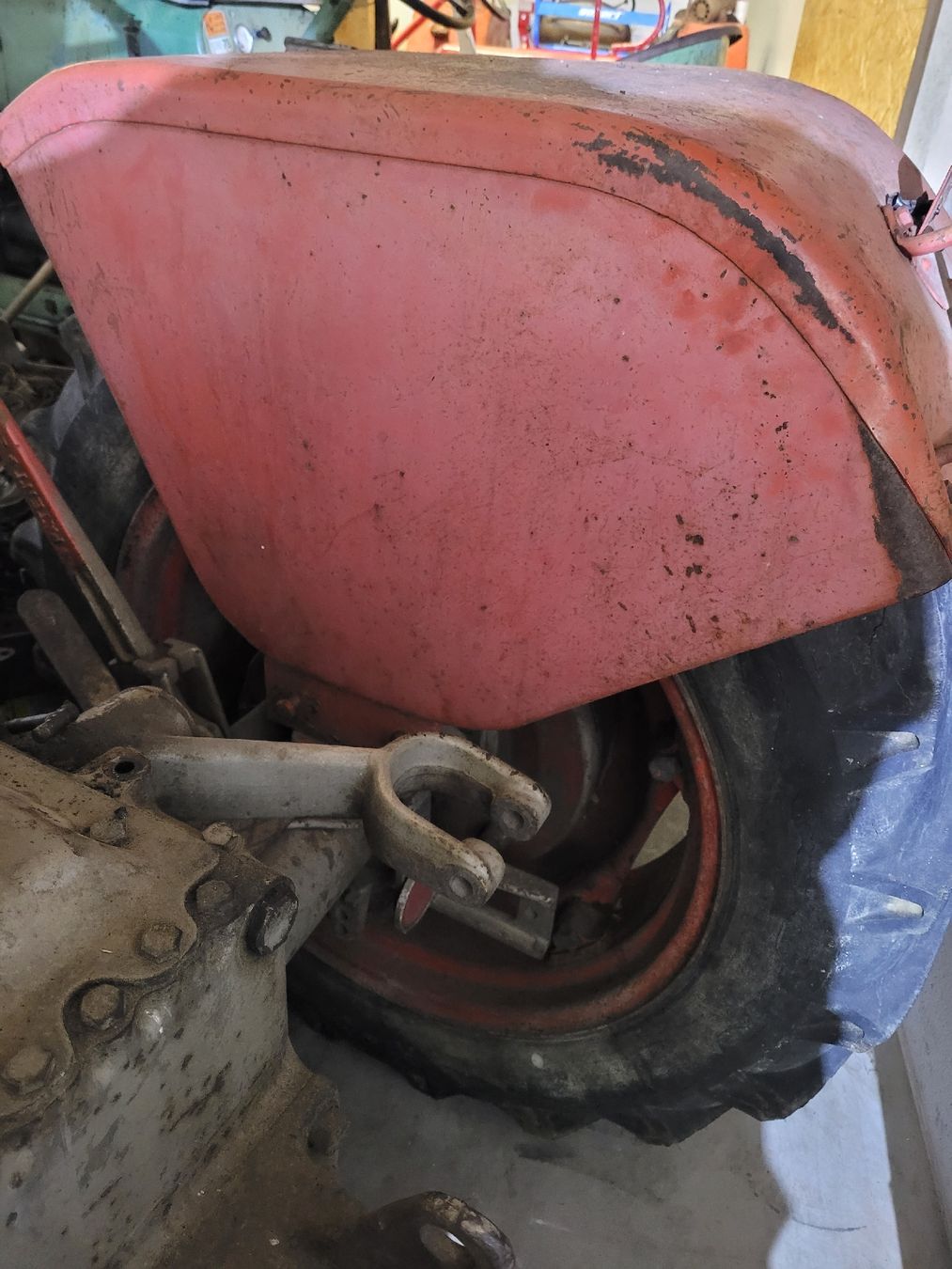 Hürlimann Trattori: garde boue hurlimann D70 – Difettoso da Promasens venduto da Topheur