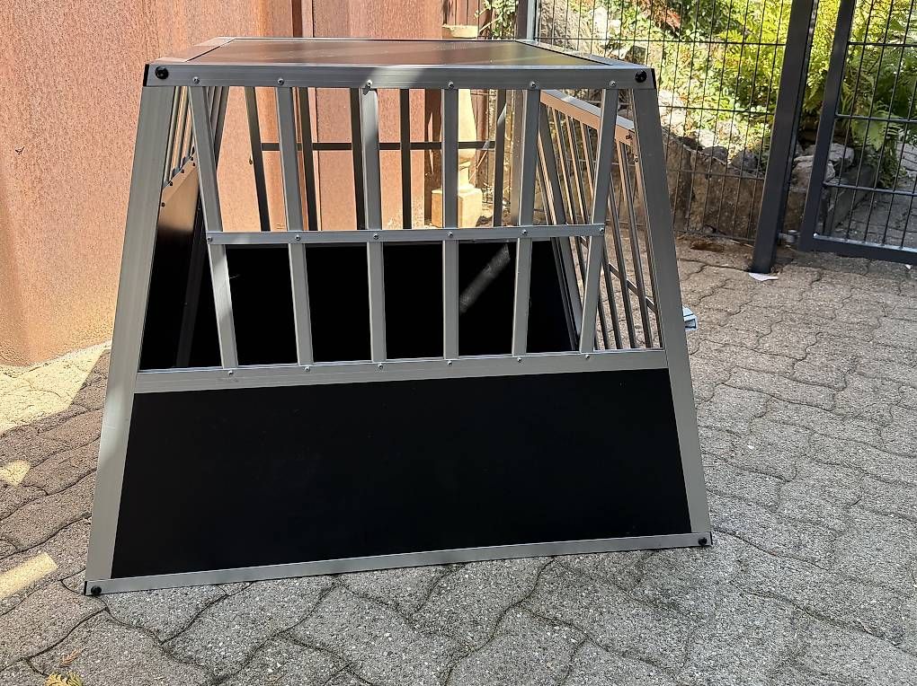 Cages, transport & sécurité: Autohundebox gross angeschrägt – D'occasion à Oberwangen b. Bern par Tomw1 2