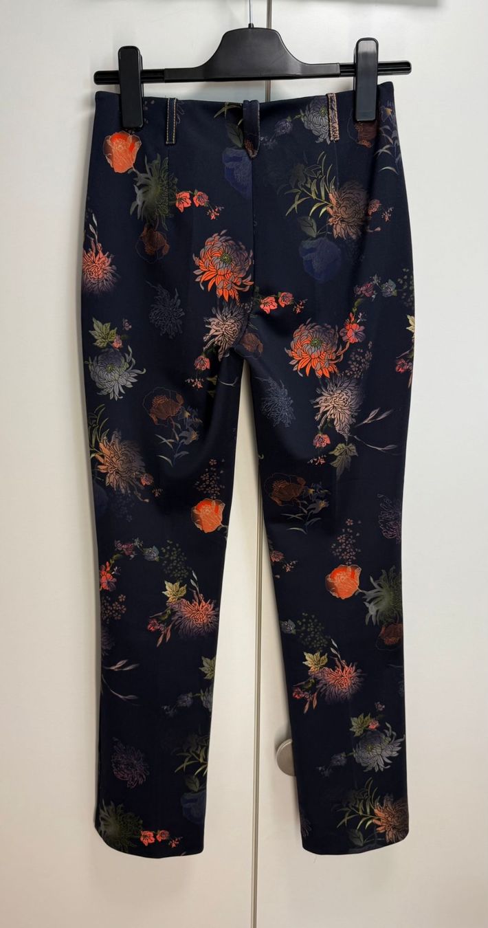 Marc Cain Pantaloni: Marc Cain Damenhose Gr. 36 (N2) – Nuovo (secondo la descrizione) da Frauenfeld venduto da LIL_NA 5