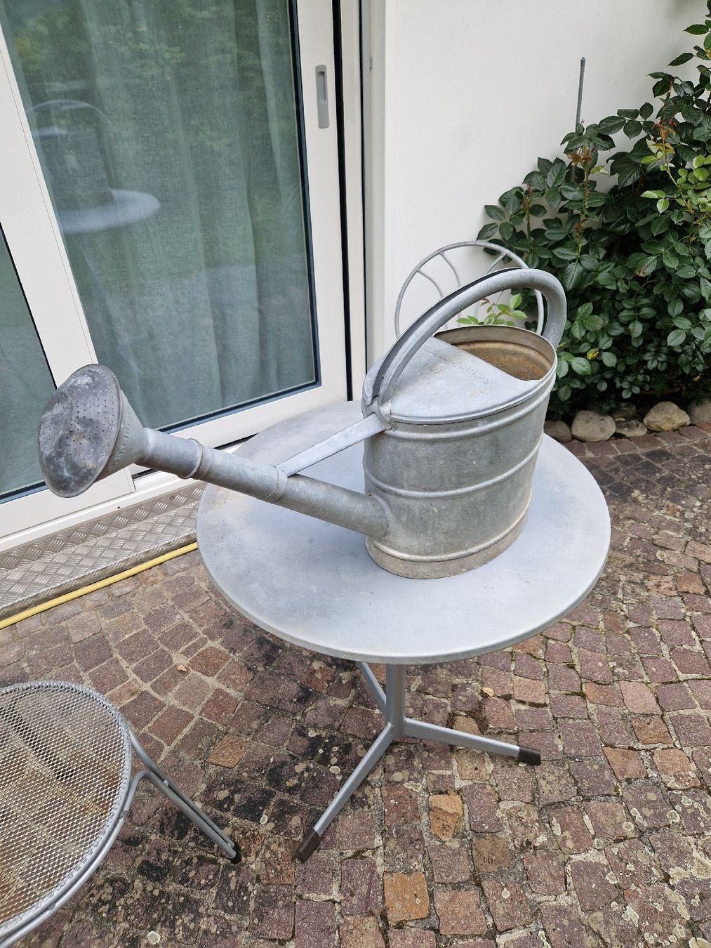 Bewässern & Giessen: Giesskanne Blech 10Liter – Gebraucht aus Mörigen von