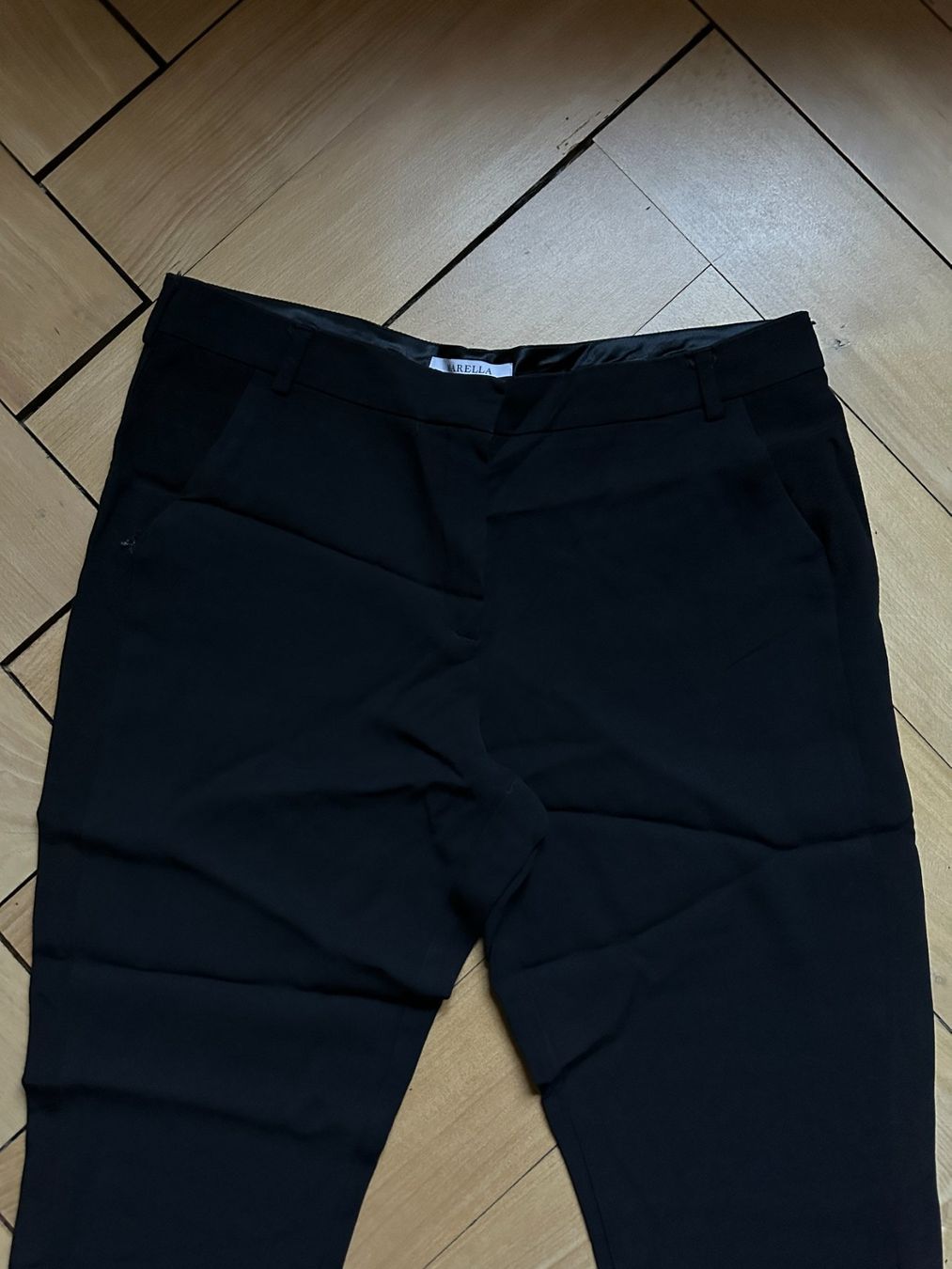Marella Hosen: MARELLA - Hose schwarz 42 – Gebraucht aus Zürich von Diazaio 1