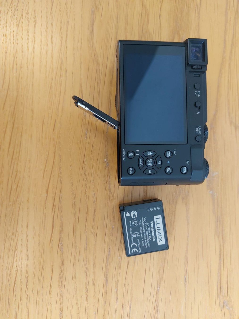 Panasonic Fotocamera: Kompaktkamera Panasonic Lumix mit Tasche gebraucht – Usato da Nussbaumen AG venduto da BA_Siggenthal-Laeger 2
