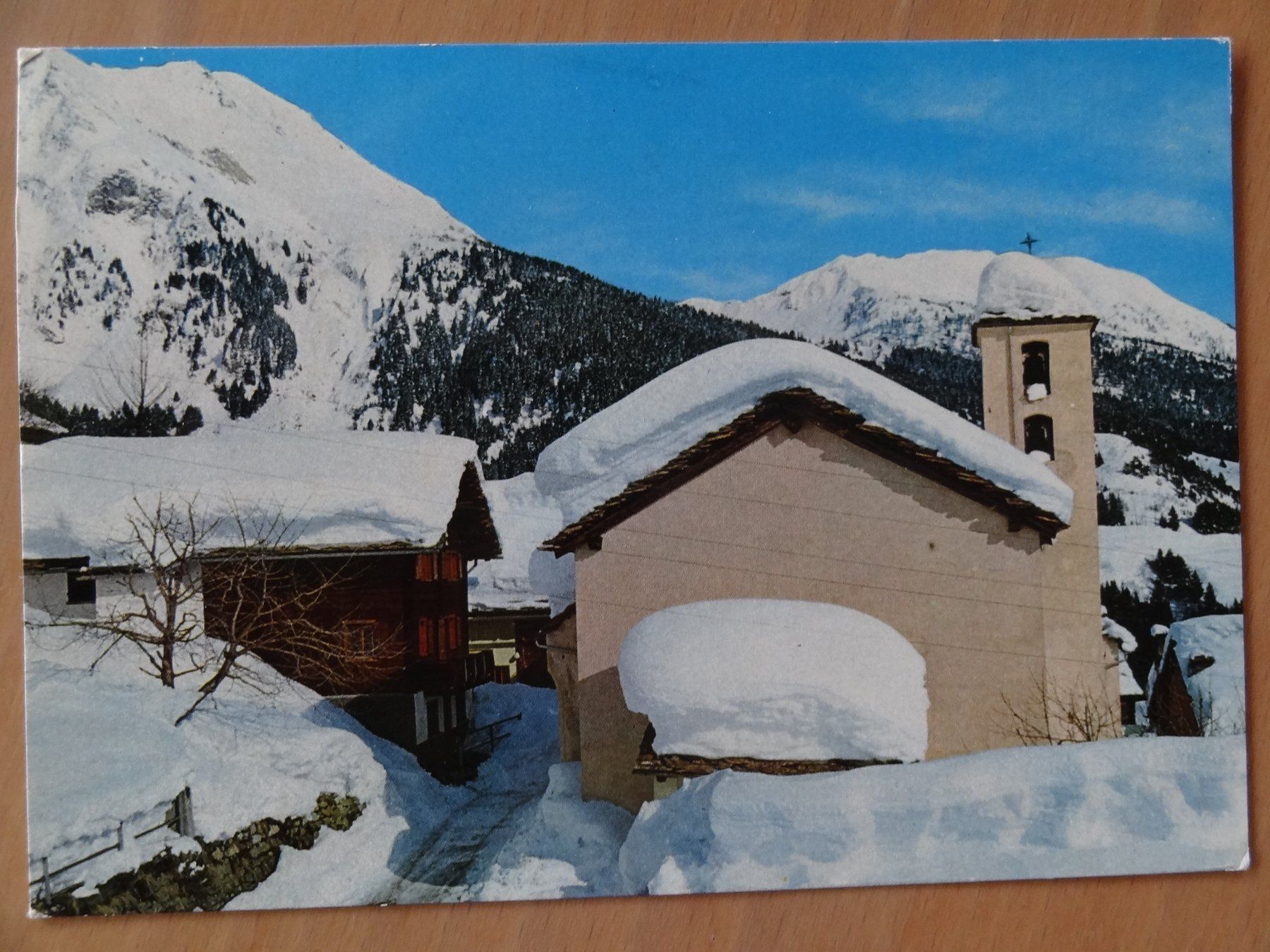 Cartoline postali: Molare - Ticino - Chiesa Parrocchiale - 1976 – Usato da St Léonard venduto da Riglin