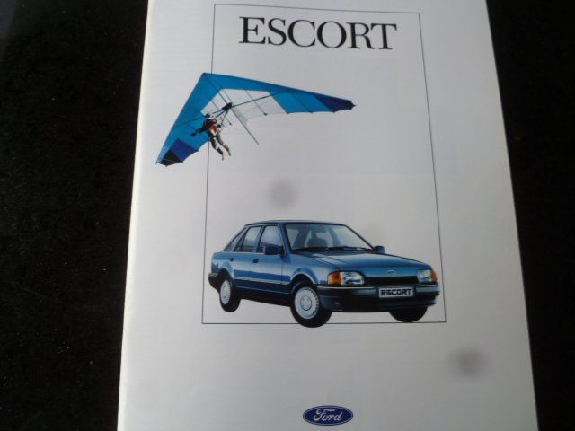 Ford Documenti: Ford Escort Prospekt 1988 – Usato da Zofingen venduto da sosalinos01 1