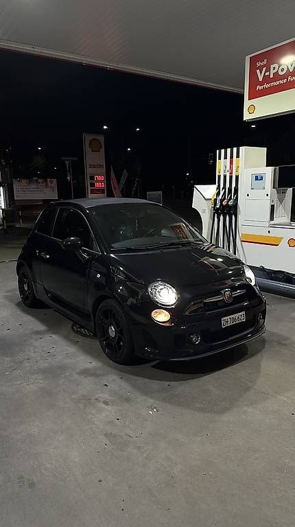 Abarth Automobili: Fiat 500 Abarth Cabrio Automatik – Usato da Glattpark(Opfikon) venduto da Leila79