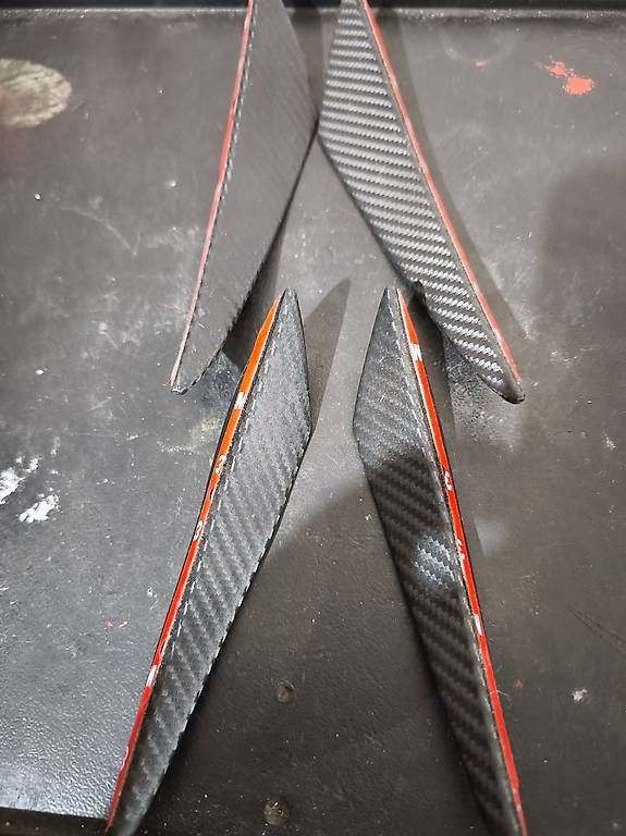 Accessori per altri veicoli: 4 x Auto Frontstoßstange Lippen neu  – Usato da Zihlschlacht venduto da rad_vvm9 4