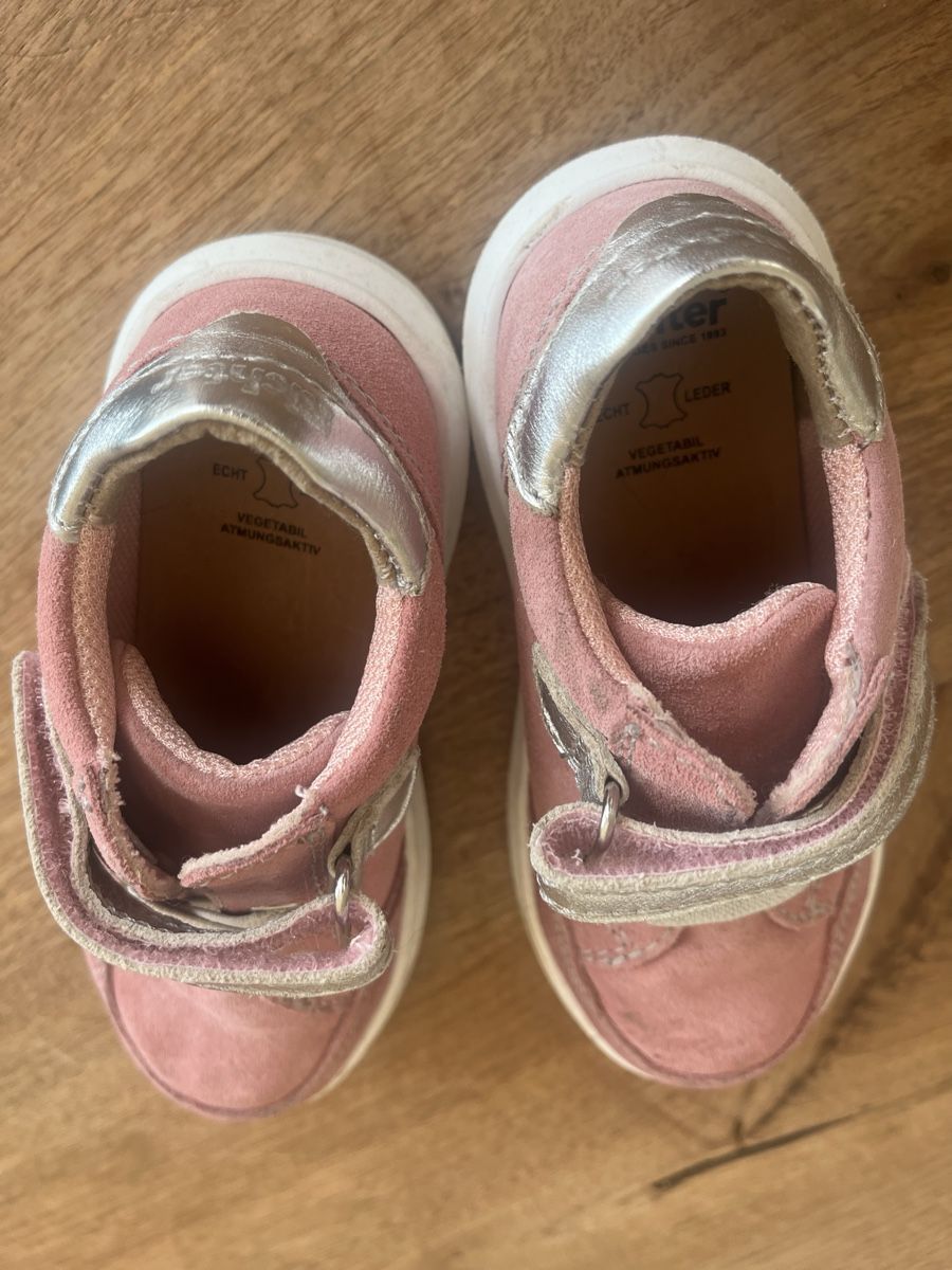 Scarpe per ragazze: Richter Sneakers Gr. 27 Rosa/Silber – Usato da Zürich venduto da Rusdi 2