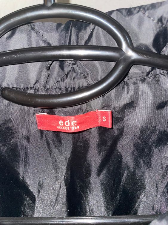 Schwarze Weste von Esprit (edc) (D'occasion) à Döttingen pour CHF