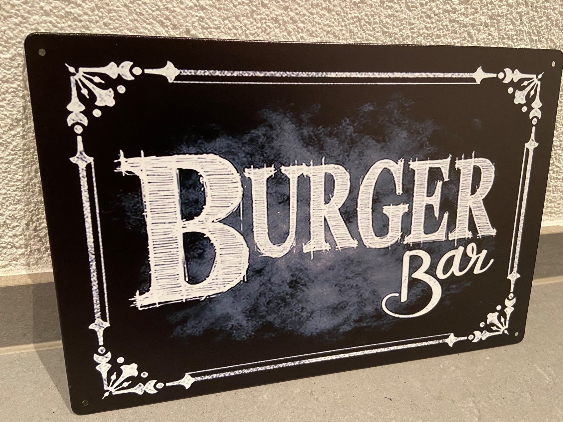 Insegne: Schild Metall Burger Bar / Dekorieren/ Neu / – Nuovo e nell'imballaggio originale da Seon venduto da Aaargauer01 4