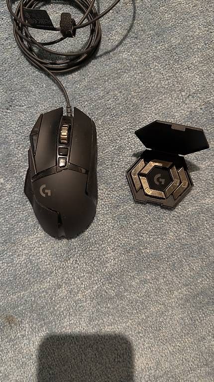 Logitech Tastaturen: Set Logitech + Corsair  Tastiera, Mouse e Mousepad RGB – Gebraucht aus Canobbio von nb0003 2