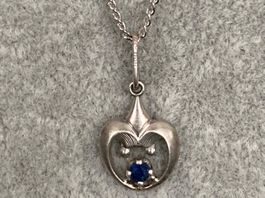 Stylisch Silber Anhänger mit Blauem Stein
