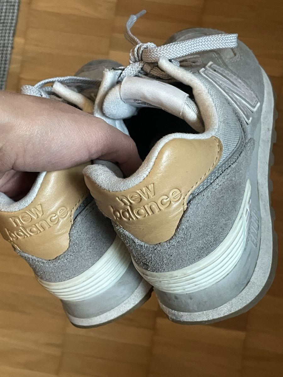 New Balance Scarpe da uomo: New Balance 574 – Usato da Zürich venduto da marianarcf 3