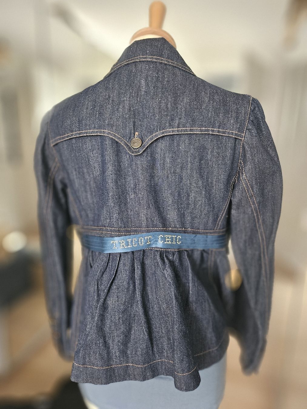 Jacken: Blazer jean marque Tricot Chic T42 – Neu (gemäss Beschreibung) aus Cheyres von Karine-Schweiz 2